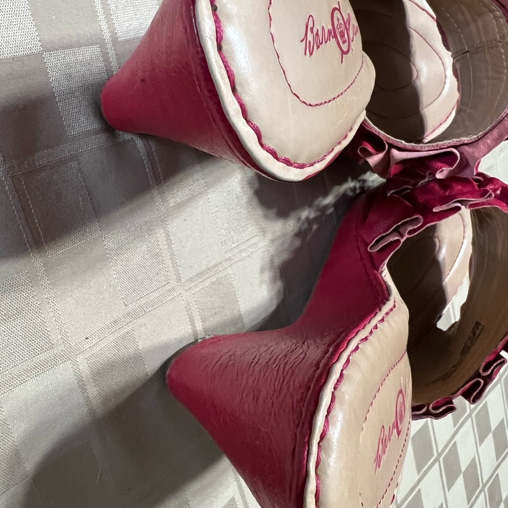 Born Pink Ruffle Slide Sandals - Picture 5 of 8